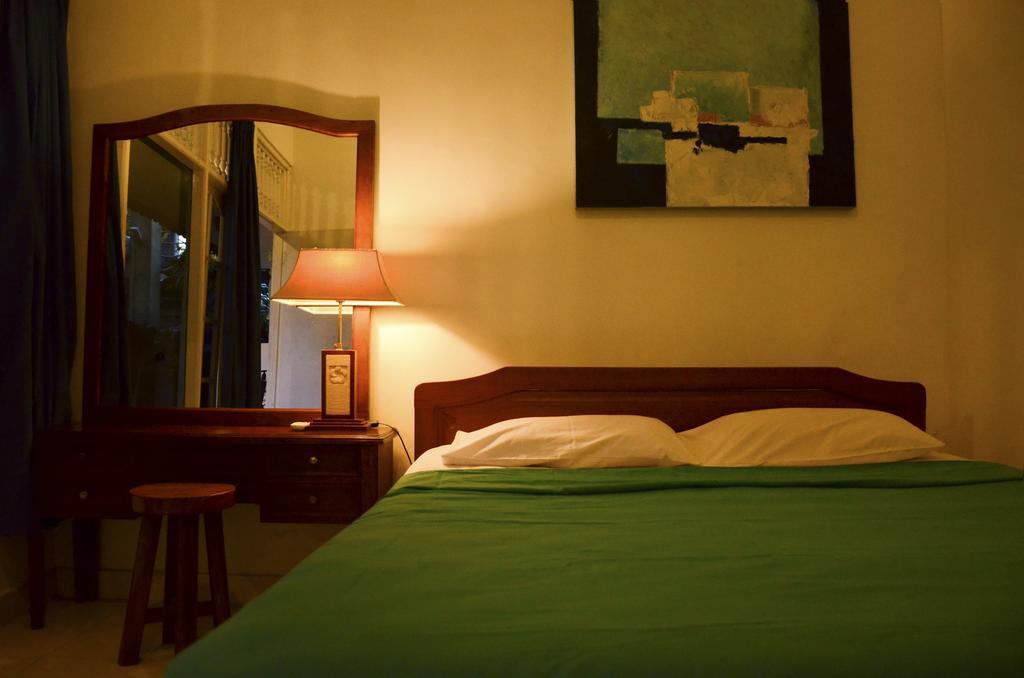 Little Pond Homestay Sanur  Exterior photo